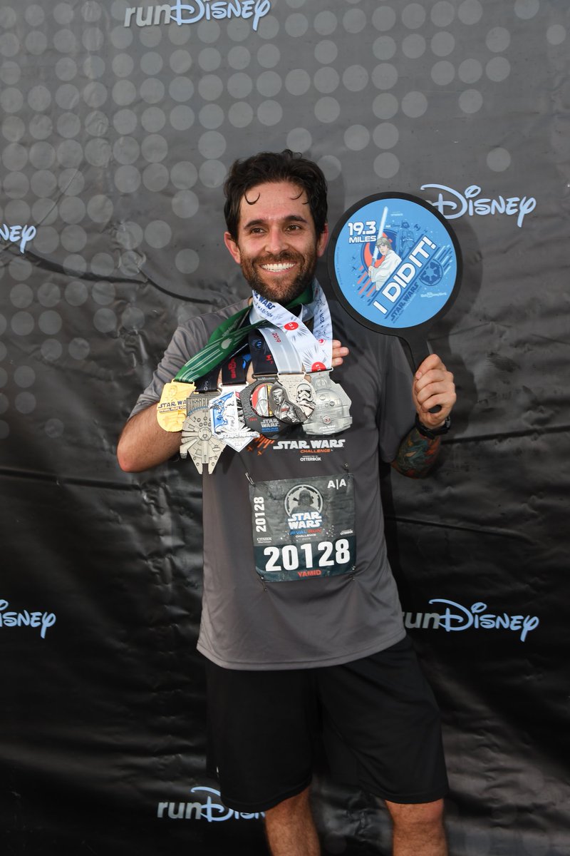 Sumercenator's tweet photo. One year ago I was finishing my #KesselRunChallenge at @runDisney one of the if not my best running experience so far, this combined 2 of my things in the world, running and my geek side. 7 medals well deserved. https://t.co/qapoSdO2FA