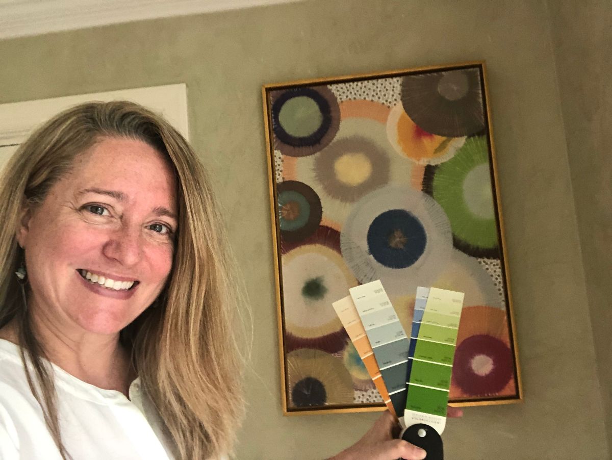 BilletCollins's tweet photo. We're going LIVE on Instagram! 😬 Come say hi! Join us every day at 1:00 for inspiration for a beautiful home. This week we're talking about Amy and Barbara's fine art, from landscapes to modern color field.  - https://t.co/hLzeuqtf0o https://t.co/YuchMgBoDN