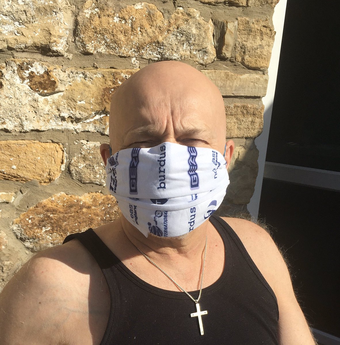 BurdusAccess's tweet photo. Makeshift #mask #COVID19 https://t.co/wZ13e6Edy2