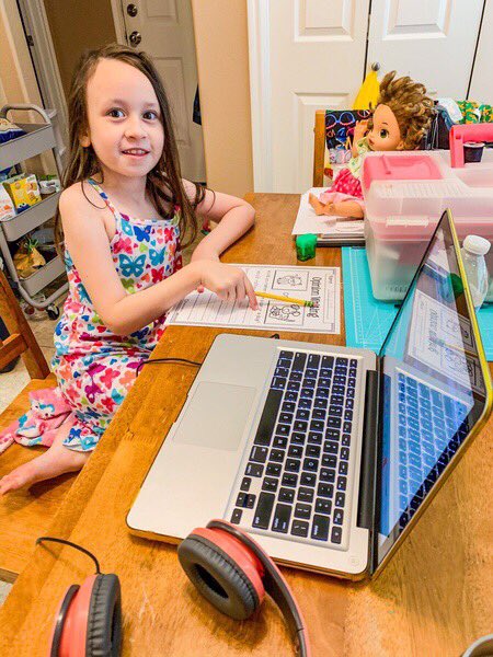 kinderatthehelm's tweet photo. I love and miss my sweet class❤️@kinderatthehelm @Stewart_Creek  #remotelearning #Trailblazers https://t.co/PLze7HiEoY