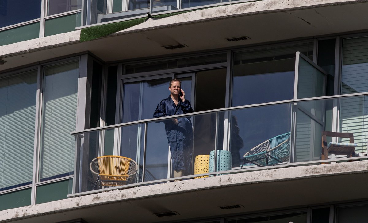 just one of those normal days where  @Ben_Nelms comes by the neighbourhood to take photos of you on your balcony