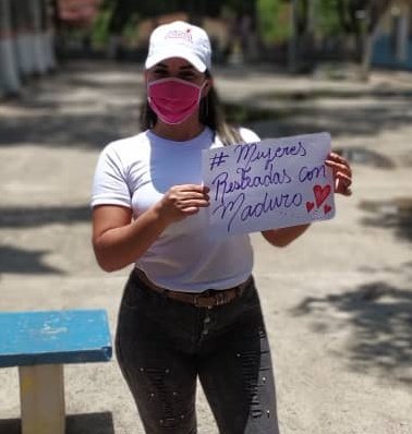 DhelizAlvarez's tweet photo. Desde los 14 municipios de Carabobo, las mujeres revolucionarias agradecemos al Pdte @NicolasMaduro por su empeño en proteger a todo el Pueblo del Covid-19

#MujeresResteadasConMaduro #PSUVCarabobo
@Partidopsuv @dcabellor @Taniapsuv 
@MinMujer @PSUVMujeres @gladysrequena https://t.co/PePMNEo5M2