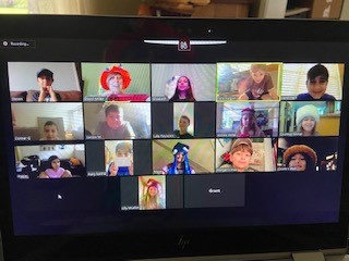 Millersmath17's tweet photo. I usually spend my afternoons with this crew. I miss them so much but today I was able to see their smiles and laugh at jokes with them. @RobRangers #lifeisgood #millersmathmonsters #smilesjokes https://t.co/4TlAG95k49