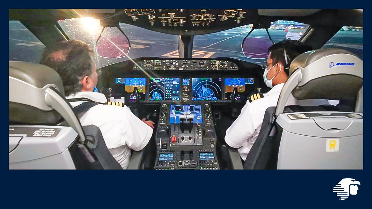 Aeromexico's tweet photo. Ya viene de regreso a la Ciudad de México nuestro Boeing 787-8 "Misionero de Paz", cargado con equipo médico para el INSABI, supervisado por la @SRE_mx y operado por la mejor tripulación de México: @aspaprensa y @DelValleASSA. 
Los estamos esperando en casa. https://t.co/TghQN6zJW1