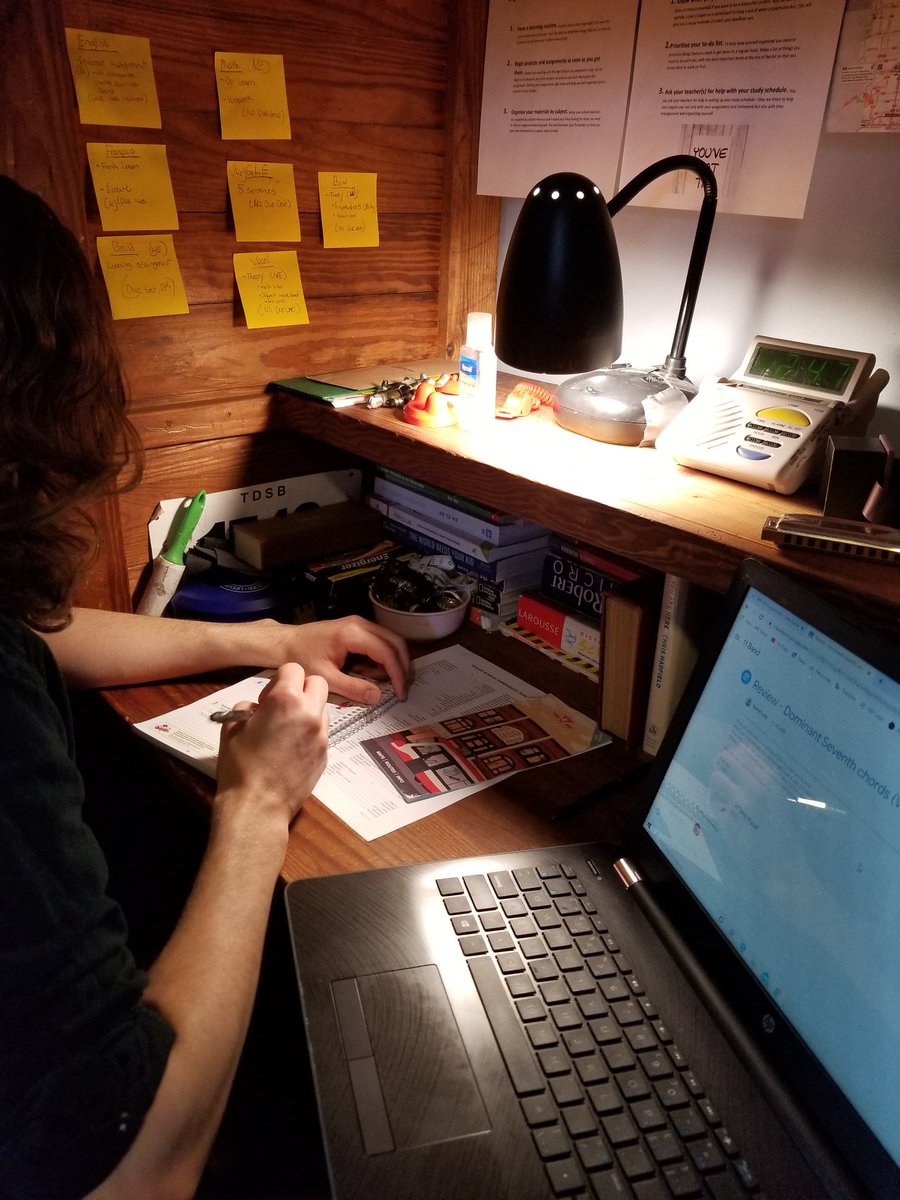 JoAnneFraser2's tweet photo. Learning how to stay organized while #distancelearning in his new bedroom classroom @ACI @LancerTweet https://t.co/6PLMVnY8Ds