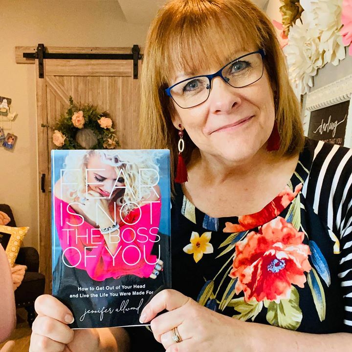 barbanndesigns's tweet photo. Couldn’t be more excited to get my copy of #fearisnotthebossofyou from my business coach Jennifer Allwood💞💙💞💙💞 https://t.co/RqeMFw0r6K https://t.co/13wuLkmipK