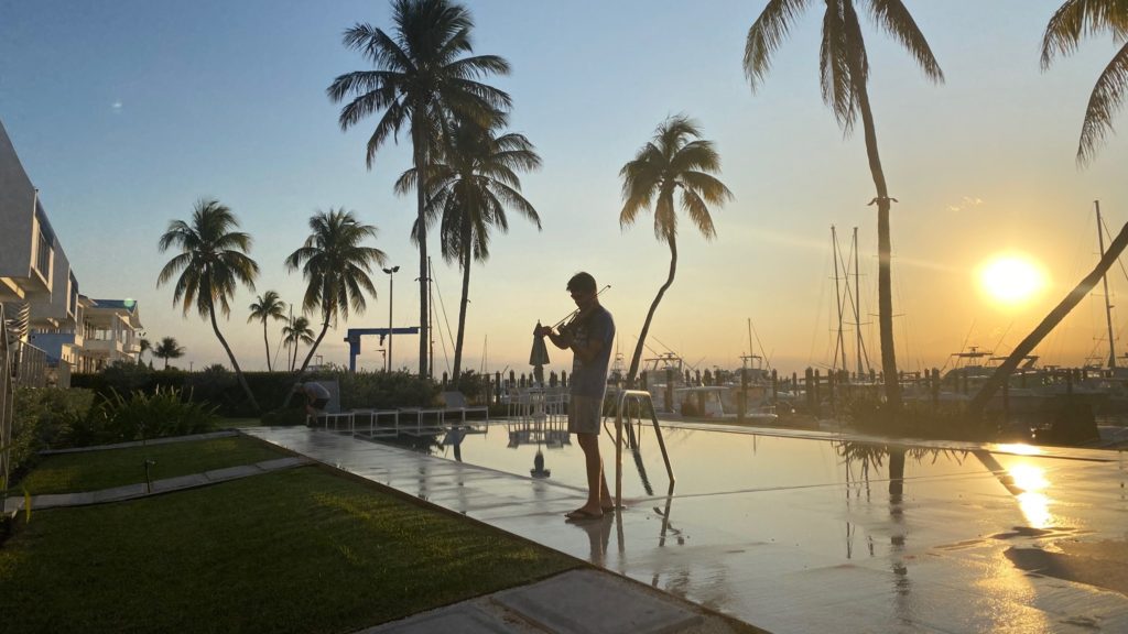 KBKeyNews's tweet image. Here are the top stories in this week's KeyNews.org:

➡️The Not Knowing
➡️Economic Assistance Package: What Employees and Small Biz Need to Know
➡️COVID-19 Support for Key Biscayne
➡️Sewing Masks to Help Those in Need
➡️Making Music and Spreading Joy on KB

#COVID19