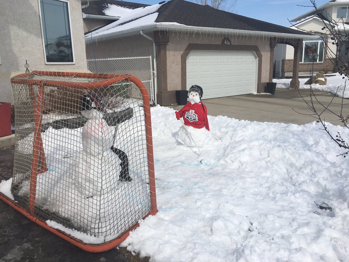 Yup.  Still an accountant.  Not much of an artist.  #WorkingFromHomeLife #familytime