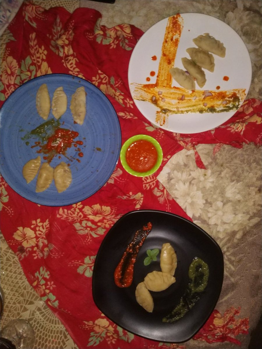 dassandeep232's tweet photo. Veg momo https://t.co/VxKRxEJ91J https://t.co/O7DItgXf08