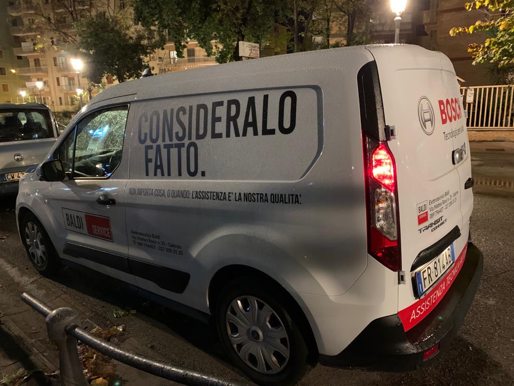GoldenGraphicSa's tweet photo. #car #wrapping coordinato aziendale....dalla progettazione alla realizzazione!!!
#carwrapping #decorazioneautomezzi https://t.co/4pPfNJ85rA
