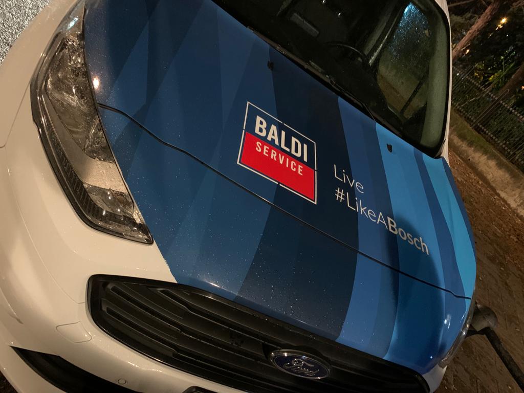 GoldenGraphicSa's tweet photo. #car #wrapping coordinato aziendale....dalla progettazione alla realizzazione!!!
#carwrapping #decorazioneautomezzi https://t.co/4pPfNJ85rA