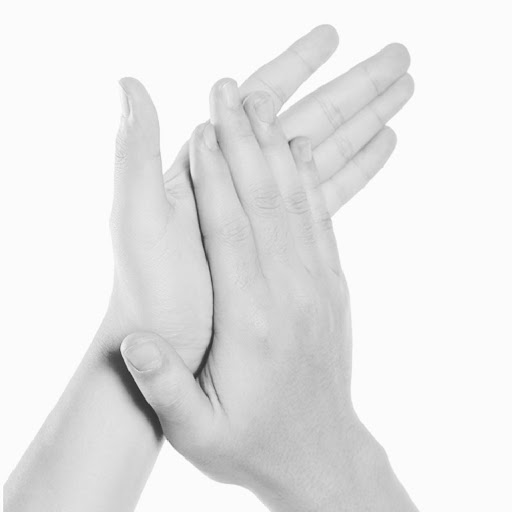 Hoy, más que nunca, admiramos el esfuerzo de quienes están trabajando desde la salud para cuidarnos y curarnos. 
#diamundialdelasalud