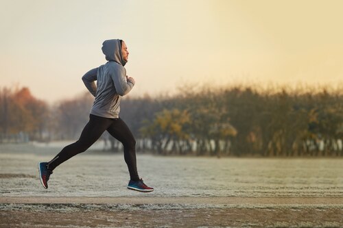 tvanouvelles's tweet photo. COVID-19: le jogging encore permis au Québec https://t.co/9gebyJBDQO https://t.co/2hCY3IyBpc