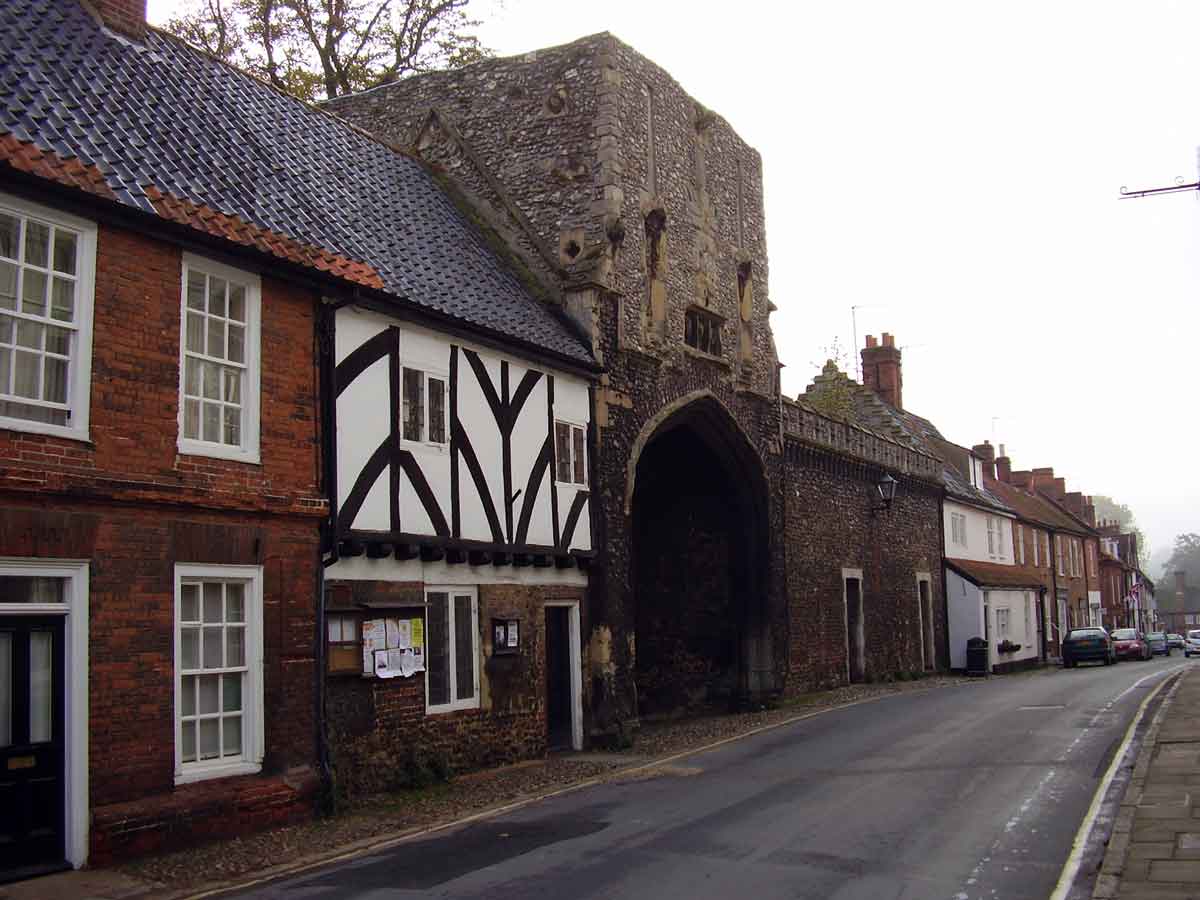 The Priory Gatehouse. Built in the 1440s, the gatehouse was the first view that many pilgrims would have had of the Priory. To the left of the gatehouse stands the 15th century porter’s lodge, built in a very unusual (for Norfolk) arched brace design.  #EAchurches