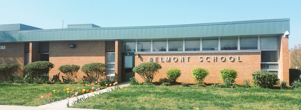 MsDavenpo's tweet photo. Whatta beautiful spring morning walking the neighborhood🚶♀️and checking on our school👀. Spring has sprung at @belmonteagles1
Tulips looking good!🌷🌷 #missingschoolcommunity #missingtheroutine 😕
#positivelyPWCS https://t.co/NFMqxaPUqg