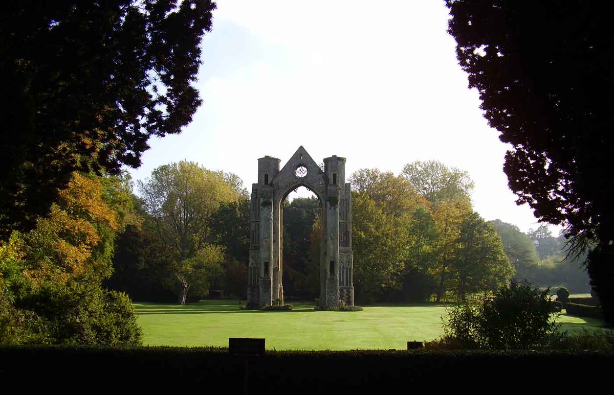 To the modern pilgrim entering through the gatehouse the first view of the ruins is perhaps the most dramatic. The upstanding east end is all that now remains above ground of the great priory church. Big church far away.  #EAchurches