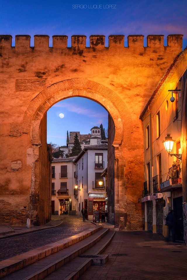 Arco Elvira.. Foto de Sergio Luque López #PlanesGranada