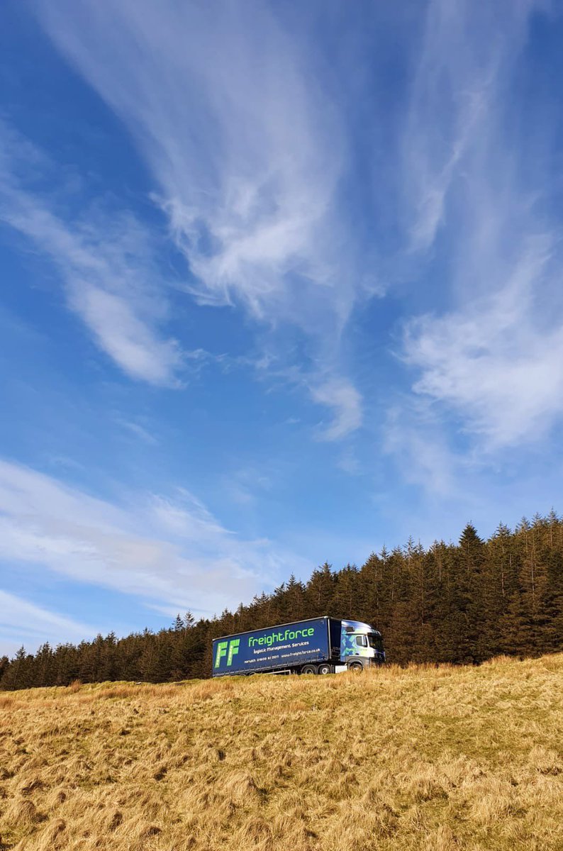 mthalliday67's tweet photo. Freightforce delivers much needed supplies to the most remote places not just city industrial estates #Freightforce news https://t.co/kYzxtWZf7B