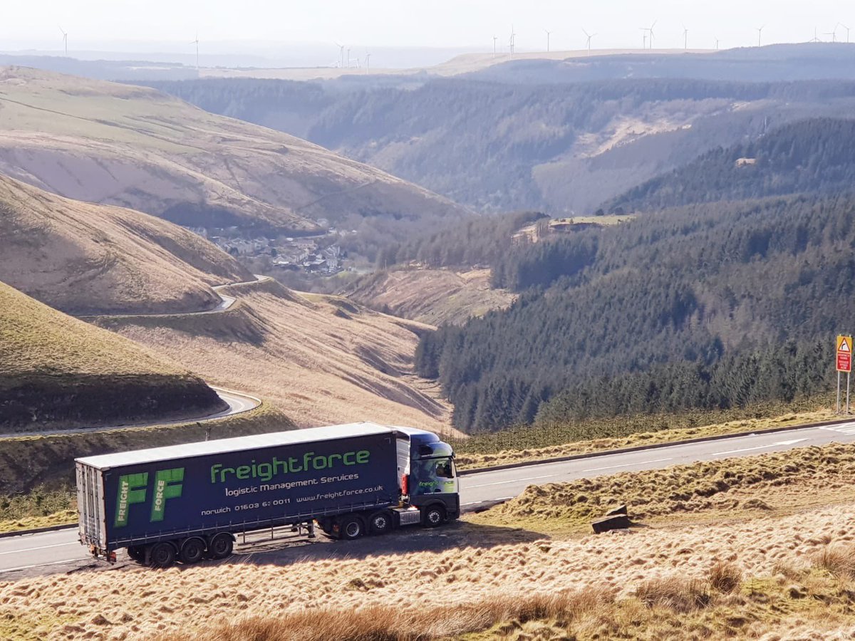 mthalliday67's tweet photo. Freightforce delivers much needed supplies to the most remote places not just city industrial estates #Freightforce news https://t.co/kYzxtWZf7B