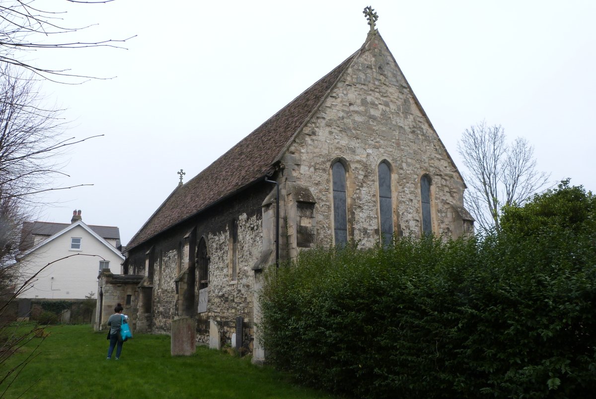 Barnwell Priory put Cambridge on the map before that odd spate of colleges with educational elements starting 1284. All that's left of it is the NW corner of the cloister range and the capella extra portas of St Andrew the Less. Priory church must be in people's back gardens