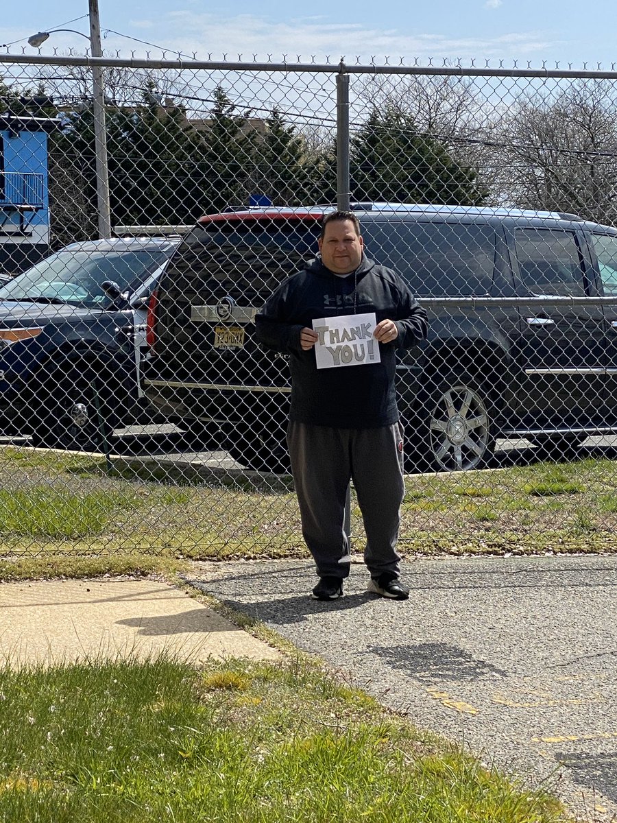 MrGrassoAP's tweet photo. WHAT AN AMAZING JOB TODAY WITH OUR FIRST STUDENT WORK PICK UP DAY!
THANK YOU TO #DMLKMS STAFF & CUSTODIAL ENGINEERS & SECURITY OFFICERS & @johnnynap1971 FOR 🍕& @cradisch_wc for support!
WE WILL GET THROUGH THIS TOGETHER & ‘MORE’ AS A FAMILY THAN EVER BEFORE! @Asbury_ParkSD https://t.co/jQfdiUQD2J