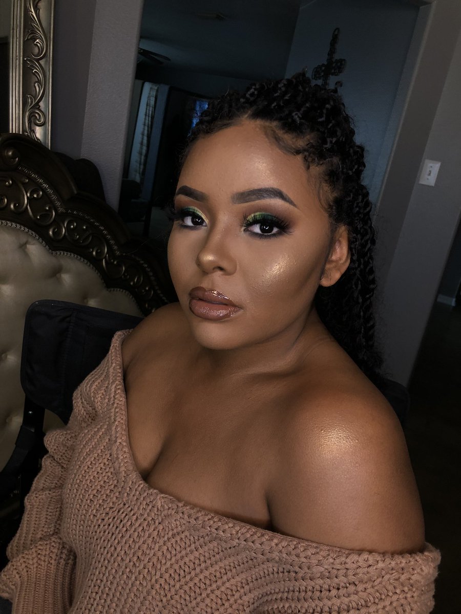 Krystal Marie 🌸 tweet media