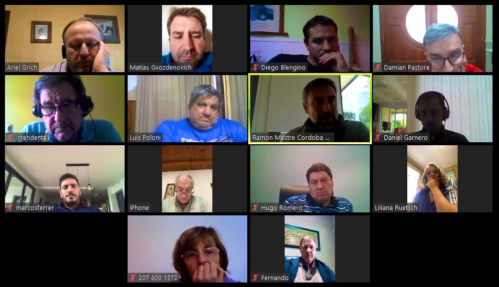 E-meeting con intendentes de la Provincia. Invitamos al diputado <a href="/VHRomeroV/">Hugo Romero</a>, quien presentó un proyecto para que los municipios reciban los mismos recursos que el año pasado, actualizado por inflación, y así cubrir servicios y personal de salud, educación y seguridad. #COVID19