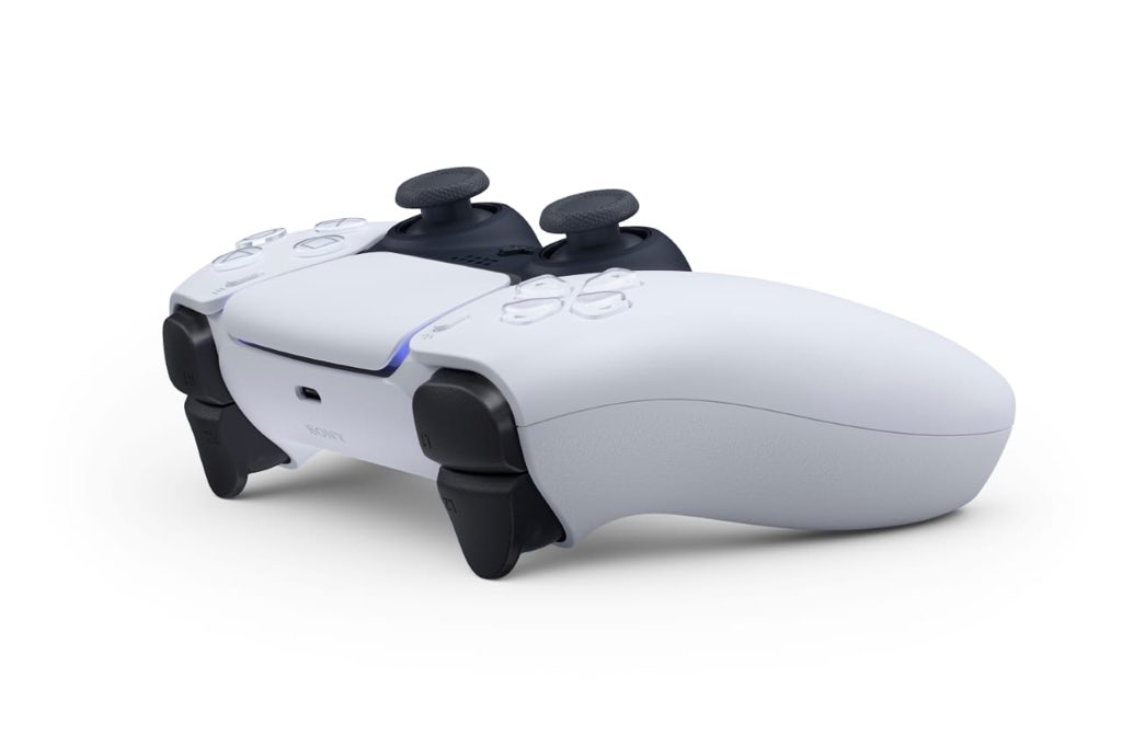 PlayStationSA's tweet photo. نظرة أولى على وحدة التحكم اللاسلكية الجديدة لل PS5.💙

لمزيد من التفاصيل : https://t.co/93RPQ5ixmE https://t.co/Ck4v6VJ9YW