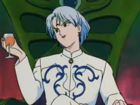 (Tho it’s kinda hard to see, the gem on the 90’s anime version is white/clear!!)Also, I didn’t mention the color of the “vines” on the costume because it’s mimicking the 90’s anime version!
