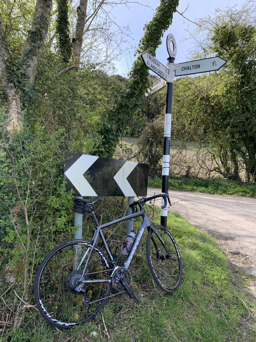 srodgers2000's tweet photo. A bit of social distancing in my hour’s exercise today - riding is definitely good for the soul!! https://t.co/PU1zK0PCUR