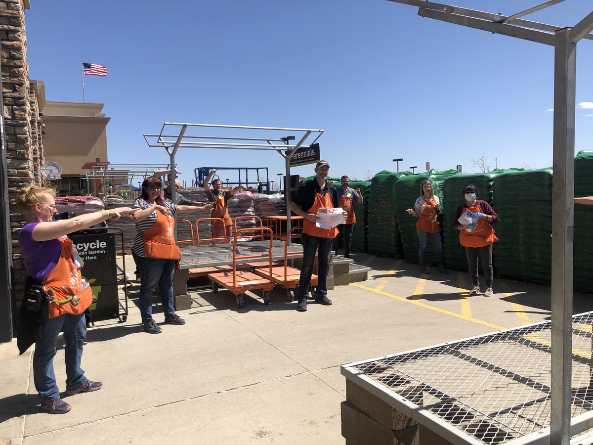 The Home Depot 1549 (@1549the) on Twitter photo Wow 🤩Barbie and Tim receiving their executive awards! What an incredible honor! Thank you both for taking such great care of our customers. <a href="/dan_kitterman/">Dan Kitterman</a> <a href="/Jenn2299678/">Jenn Martinez</a> <a href="/jcalloway0509/">Jason Calloway</a> @HD_MarthaA <a href="/SteveCronin12/">Steve Cronin</a> <a href="/DJJKsanchez/">Donny Sanchez</a> #Social_Distancing #providingexcellentcustomerservic Wow 🤩Barbie and Tim receiving their executive awards! What an incredible honor! Thank you both for taking such great care of our customers. <a href="/dan_kitterman/">Dan Kitterman</a> <a href="/Jenn2299678/">Jenn Martinez</a> <a href="/jcalloway0509/">Jason Calloway</a> @HD_MarthaA <a href="/SteveCronin12/">Steve Cronin</a> <a href="/DJJKsanchez/">Donny Sanchez</a> #Social_Distancing #providingexcellentcustomerservic