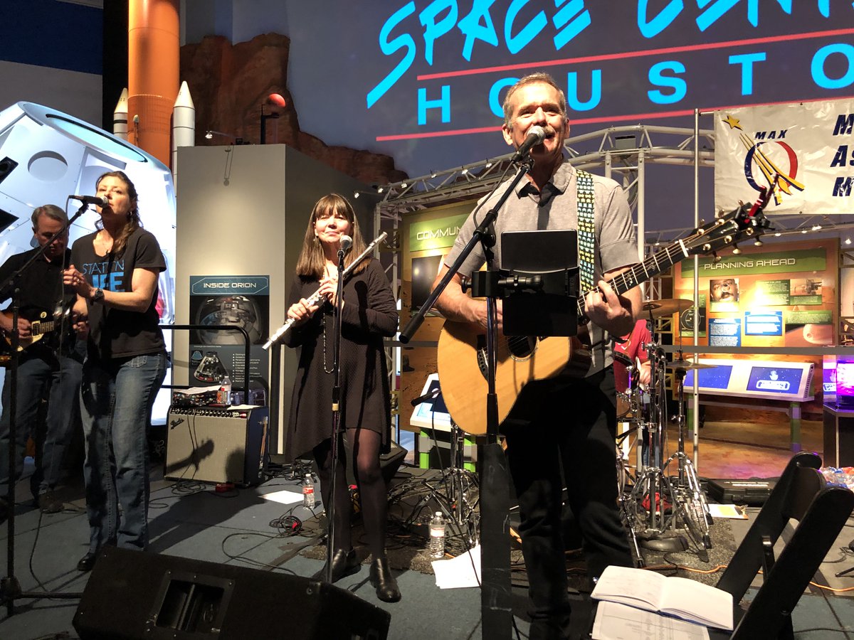 People_Of_Space's tweet photo. 2/4 Three full days of presentations, activities, tours of NASA_Johnson, &amp; networking with and learning from other educators - and there are always astronauts hanging around, speaking, or having lunch with you. The all-astronaut band Bandella performed at the closing banquet. https://t.co/ygsxV5sO4V