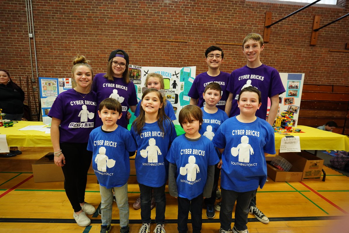 FIRST Team 195 tweet media