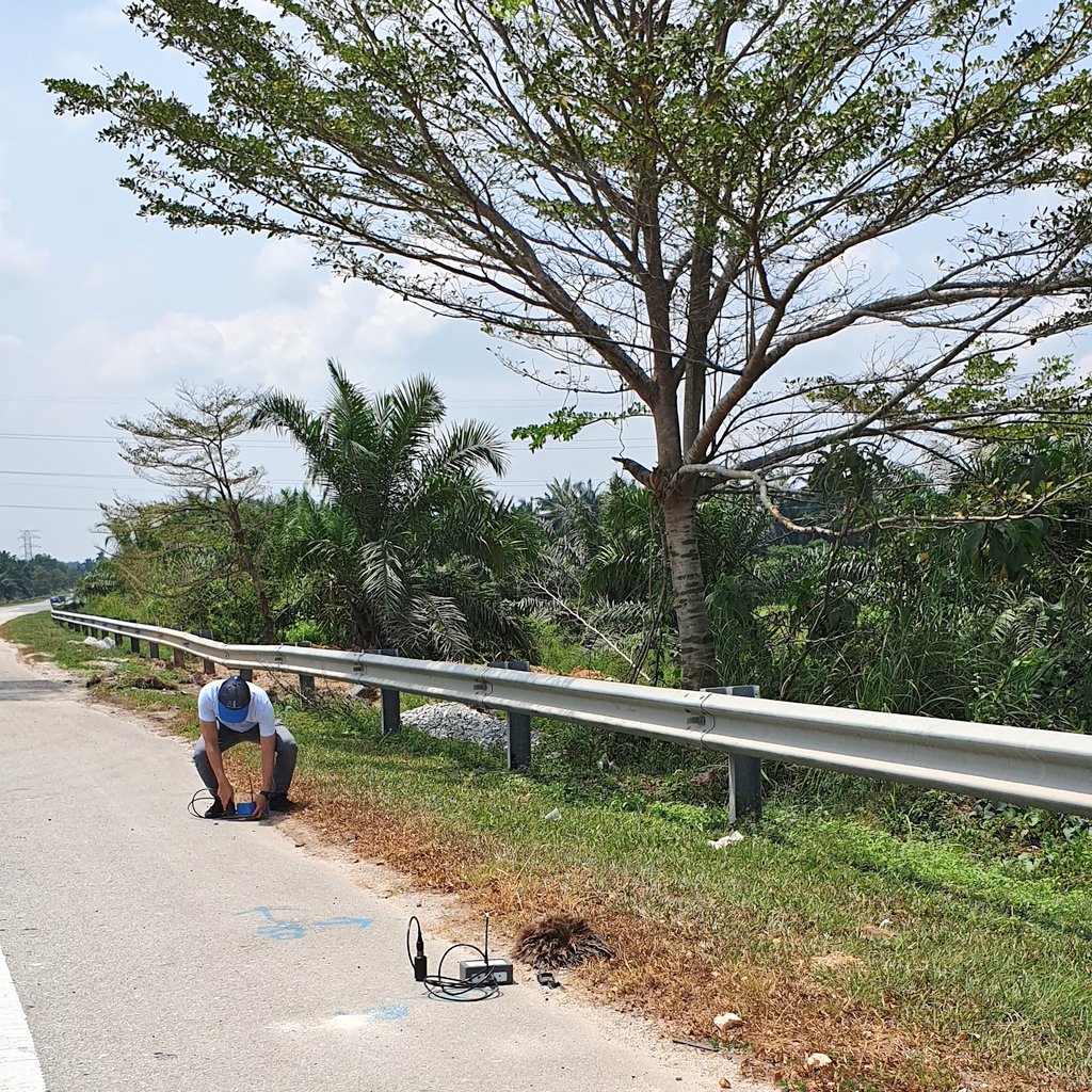 Echologics (@echologics) on Twitter photo Even without adequate fittings, Our #LeakFinderST was sensitive enough to pinpoint leaks through concrete road with high ambient noise level.
<a href="/air_selangor/">Air Selangor</a> @fenfaisalsms managed to locate the leak source on a 700mm mild steel main. What an achievement!👏
#SmartTech Even without adequate fittings, Our #LeakFinderST was sensitive enough to pinpoint leaks through concrete road with high ambient noise level.
<a href="/air_selangor/">Air Selangor</a> @fenfaisalsms managed to locate the leak source on a 700mm mild steel main. What an achievement!👏
#SmartTech