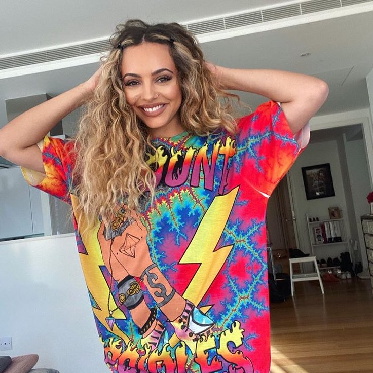 Day 7. Jade updates generate well-being to my soul many times, like now for example... #JadeThirlwall