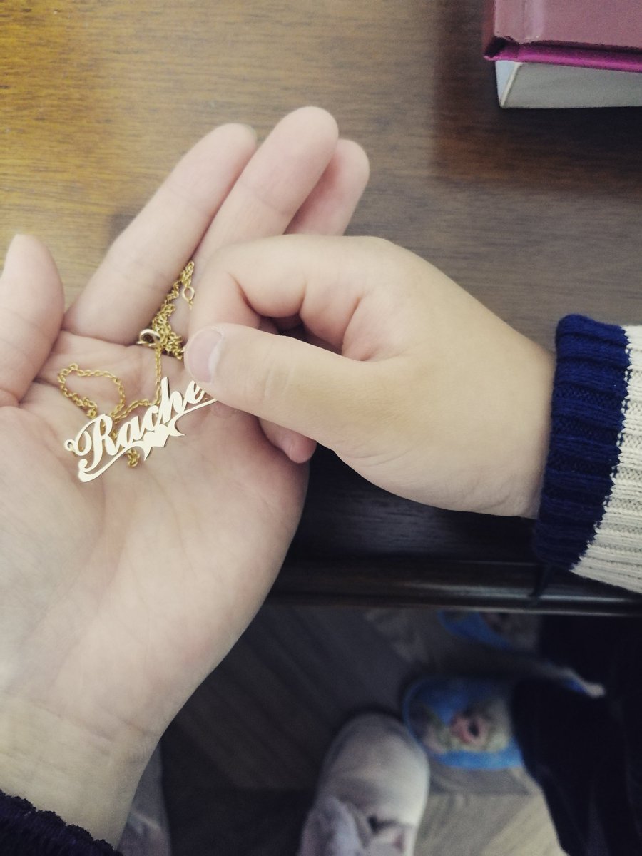 Yafeini's tweet photo. 😘Mother's Day is coming.
-https://t.co/r5DkaF30wl
#Yafeini #personalizedjewelry #namenecklace #nameplate #925sterlingsilver #goldnecklace #necklaces #mothersdaygift #giftforher #heart #lovemom https://t.co/BlKMM0HPbl