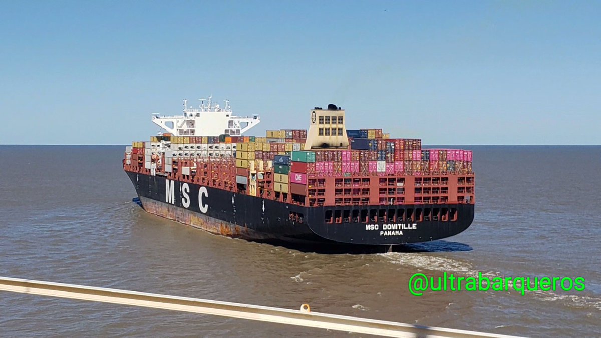 UltraBarqueros's tweet photo. Container Ship "MSC DOMITILLE" - Photo taken on board Wood Chips Carrier "MIMOSA AFRICANA" #MeetingArea #PuntaIndioChannel #RioDeLaPlata #Argentina - 24.10.2019 - 15:00 Local Time.
#ultrabarqueros #ultrabarqueros2 #pilots #pilotboat #merchantnavy #instaship https://t.co/YLSDsowxdJ