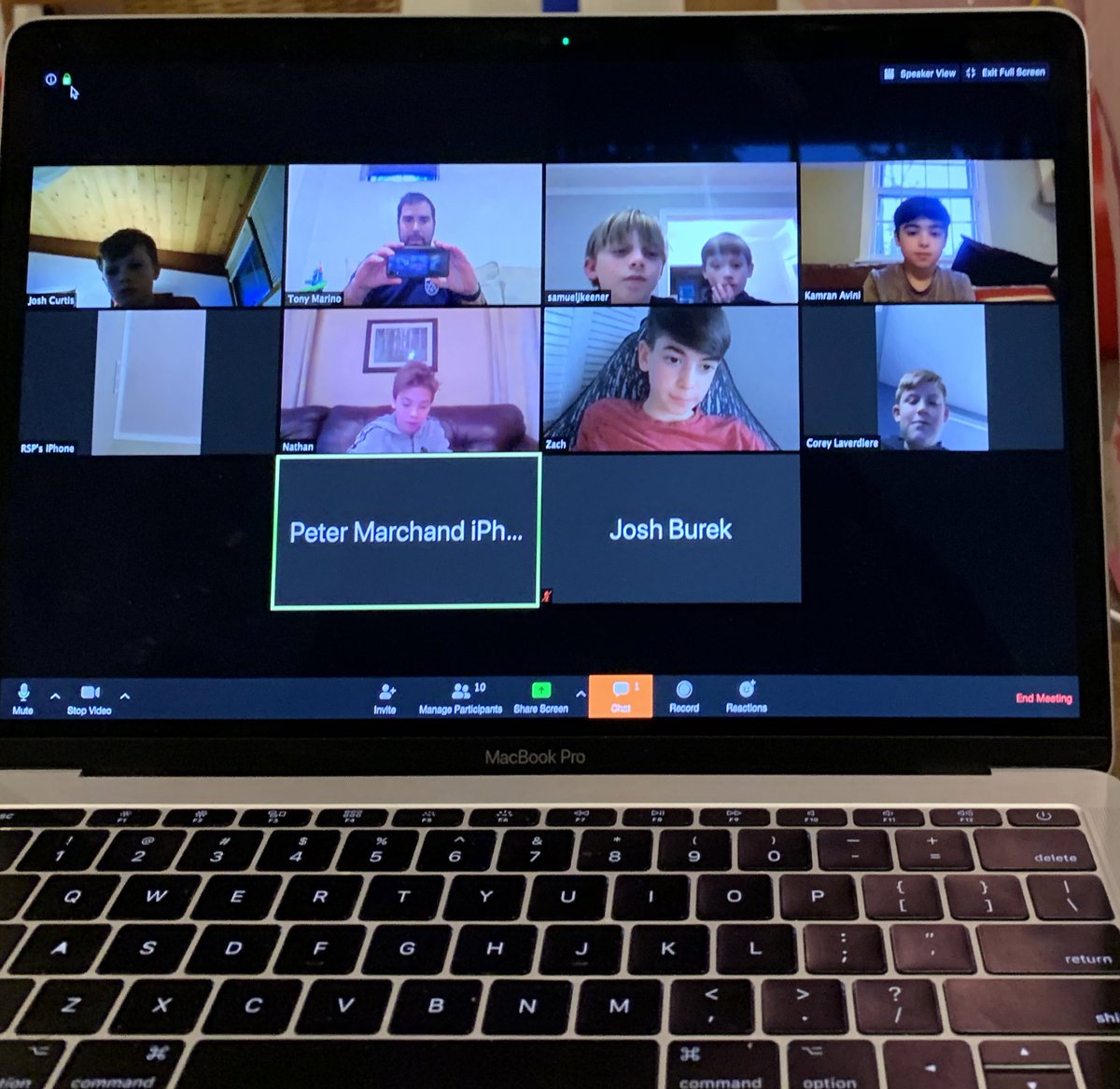 central_stars's tweet image. During all this- connecting with my players and fellow coaches brings me great joy.  

Tonight: meeting with @FCStarsEast  Boys Staff

Last week’s Players’ Match Analysis Discussion: 2014 WC, Spain v Netherlands

This Friday: 2011 CL Final, Barca v Man Utd 

#weAREdevelopment