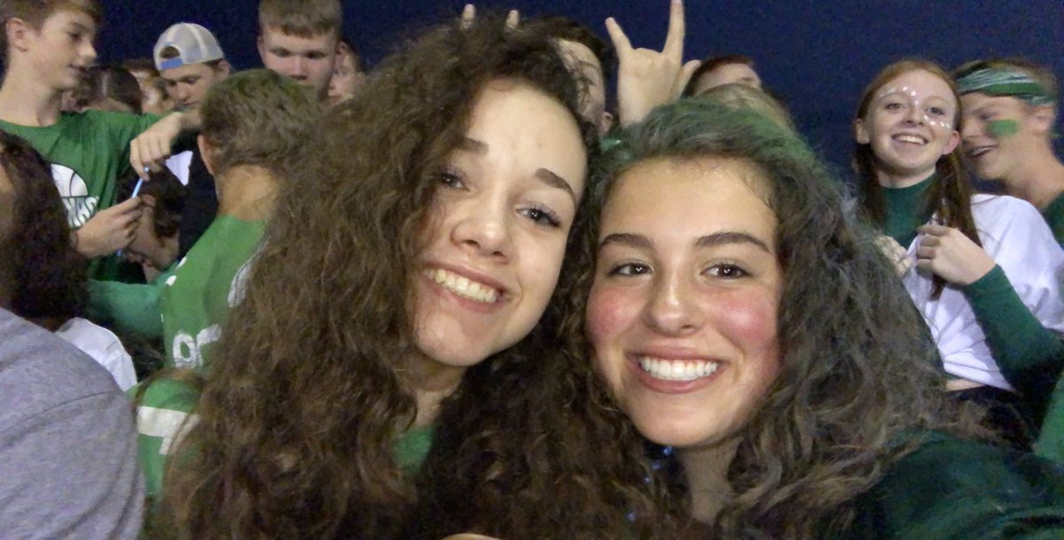 lucywilhoite_'s tweet photo. @kmedotterweich @smedley1932 @kaylynrenee12 @AinsleyPhillip4 @YTigerSoftball @lexie_robertson @SalleeAvery @DCantanzarite @sebpsu4 @AlaraMiller @lghawk59 @granttweedy @YorktownHighSch @sarah_greenn @ytownlarrabee @Reagan_cox_ @han_avila1 @jstephens_4 @savannah_baker6 @Jsteve_13 @rknixon21 @alainasimss @sophielichtt @palm_23_ #MemoryChallengeYHS I nominate @taryn_sallee @rachel42121582 https://t.co/TYuwULWw0P