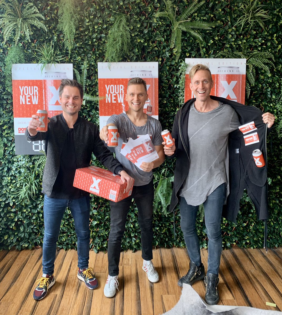 benjaminbcairns's tweet photo. The new #DossBlockos #XPA is set to drop. **This photo was taken before social distancing was a thing** #StayAtHome #Beer #beernews #YourNewX https://t.co/HtnLgixmY4