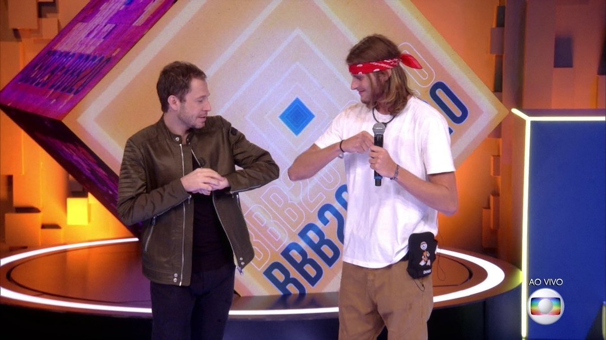 GarneroBrunno's tweet photo. “Babu esse paredão não é seu! Vem criar seu filho aqui fora Marcella!”

#BBB20 #ForaMarcella https://t.co/uEQQnwJG4t