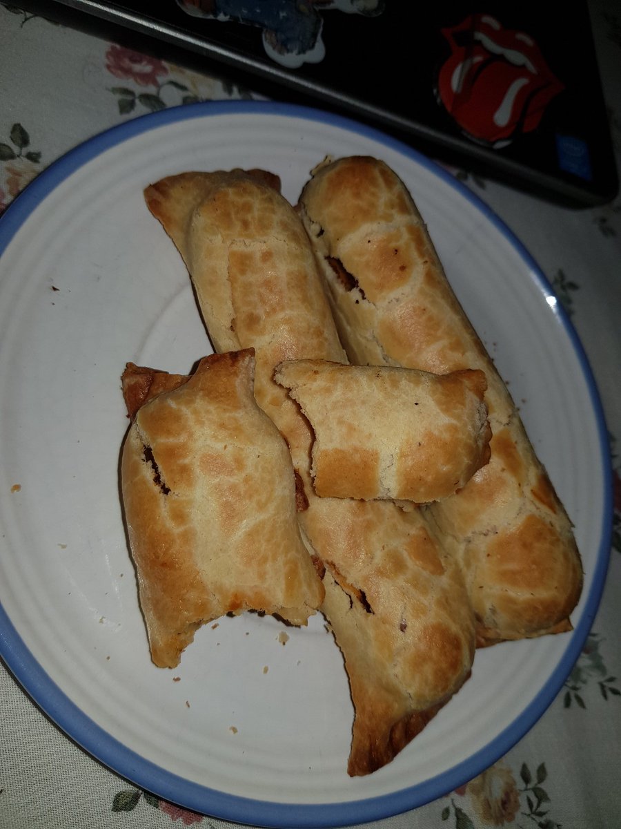 SherriMJeffrey's tweet photo. My day was well spent!
#nomnom #kitchenshenanigans #tastyday https://t.co/Sekez9NuRE
