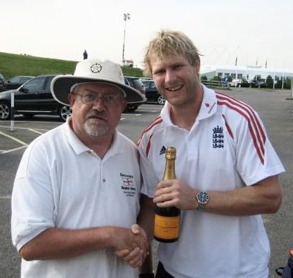 BarmyGilo's tweet photo. Sad to hear of an old Barmy legend passing yesterday. RIP Chardonnay #KPnuts @Hoggy602 @MichaelVaughan @KP24 @TheBarmyArmy https://t.co/UhCYUgs8SP