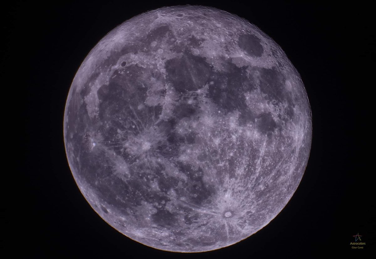 La distancia entre la tierra y la luna