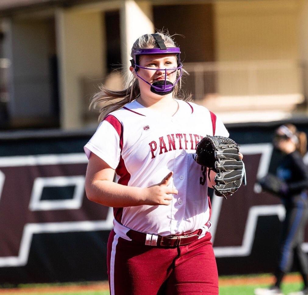 PikevilleSball's tweet photo. Samantha Chaney #33 https://t.co/ePVOqAYpRS