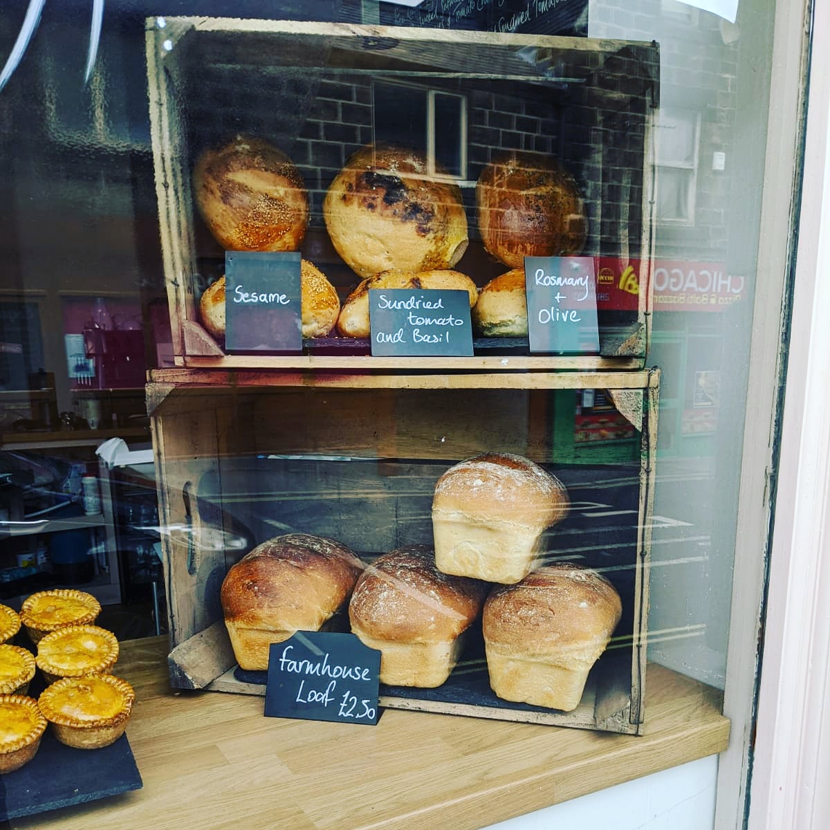 TrulyScrummyLS's tweet photo. Who got a chance to check out our tasty new bread today hands up! ๐ We've been really proud of our tiny family team and how it's been adapting to the current situation. Matthew has been taking our window display to whole new levels! #tastybread #horsfothtownstreet https://t.co/vMjHVvdOuq