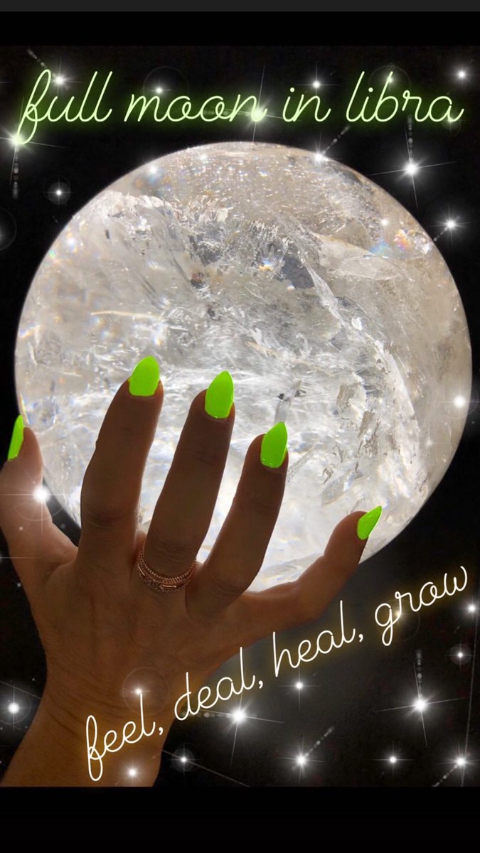 happy full moon ! don’t forget to charge and cleanse your crystals xo