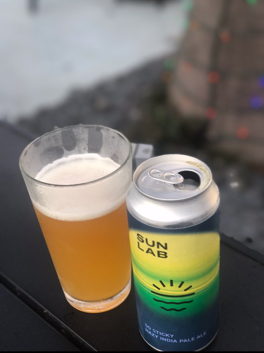 Charlestonsc360's tweet photo. Happy #nationalbeerday https://t.co/8vQKILgNCm