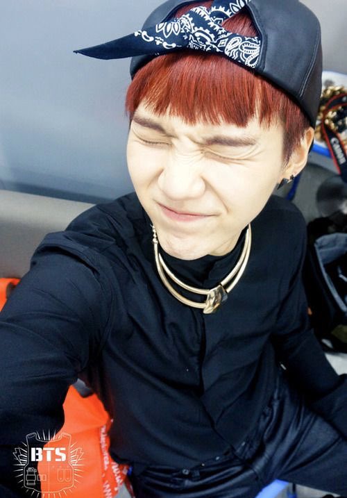 yoongi’s red choppy bangs — a thread
