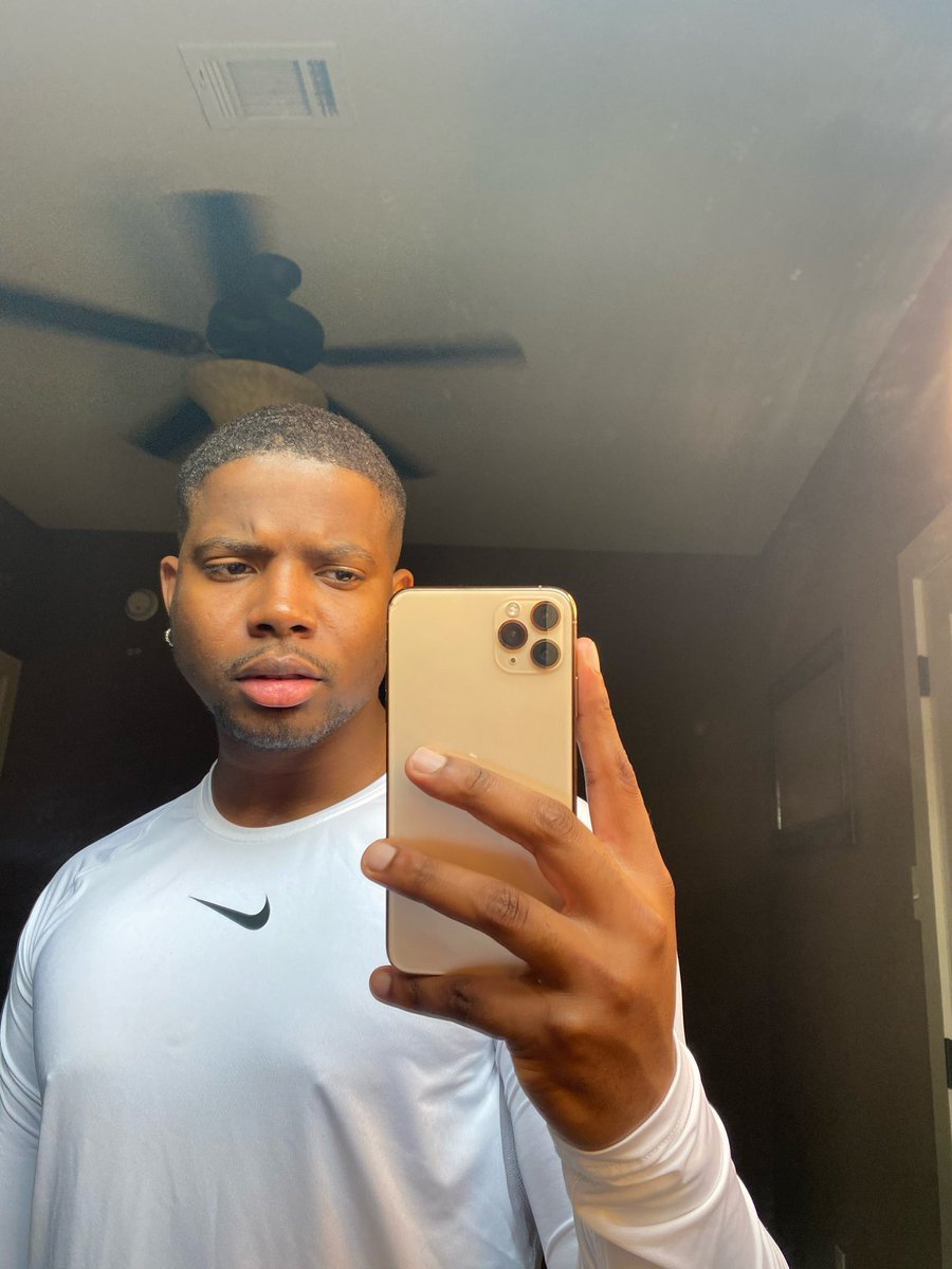 Let’s start a thread....... and also get into somethangs how many of you can post a pic unedited and still feel good about it?